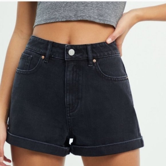 PacSun Pants - PacSun Mom Shorts Black Sz 28